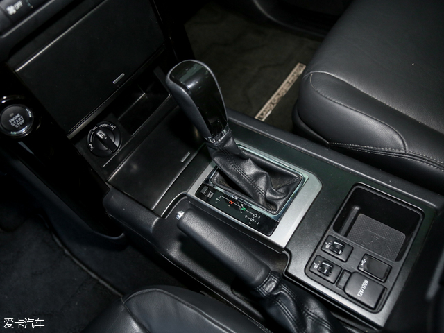 周末车闻：沃尔沃S90长轴距版低价入市