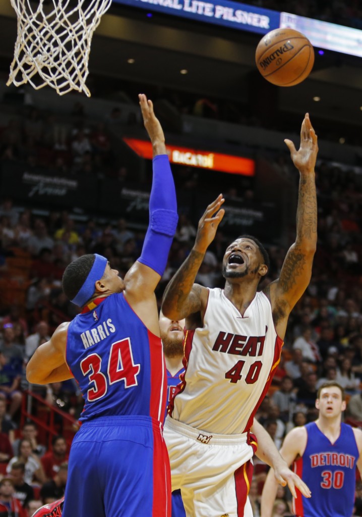 迈阿密热火vs底特律活塞(篮球——NBA：热火不敌活塞)