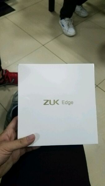 沒有斜面的Edge——ZUK Edge拆箱评述