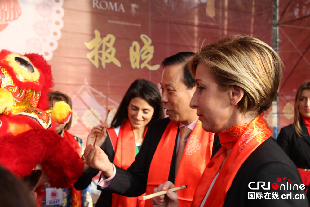 中国文化意大利圈粉——“欢乐春节”活动大年初一登陆罗马