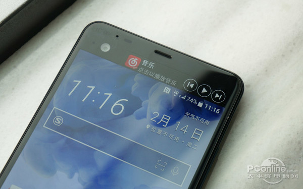 双屏幕设计方案不同寻常 HTC U Ultra三月发售