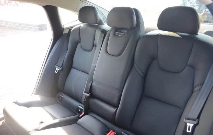 沃尔沃最贵的轿车，内饰焕然一新，动力略显不足，车主说用车感受