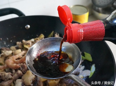 90后男友做的暖心菜，家常炖鸡，香的不要不要的