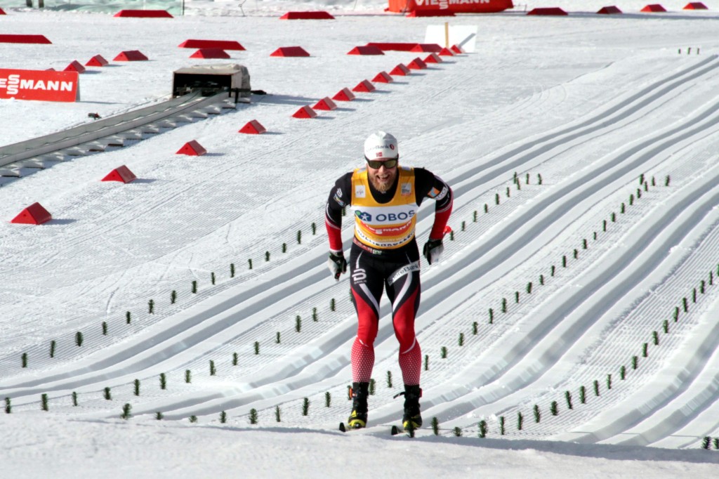 越野滑雪男子世界杯冠军(越野滑雪——挪威名将松德比获得越野滑雪世界杯总冠军)