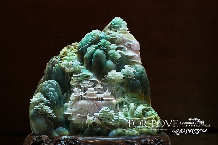 中国四大名玉--独山玉