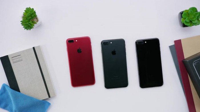 iPhone 7鲜红色版真机拆箱：实在太亮骚！