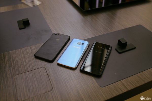 小尾巴图赏丨Galaxy S8 与 S7 edge / iPhone 7 Plus 比照