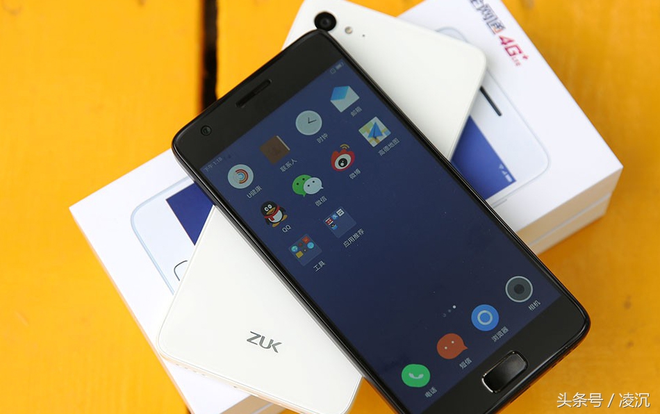 ZUK Z2降到1199元：网民评选最好性价比高的小屏安卓手机