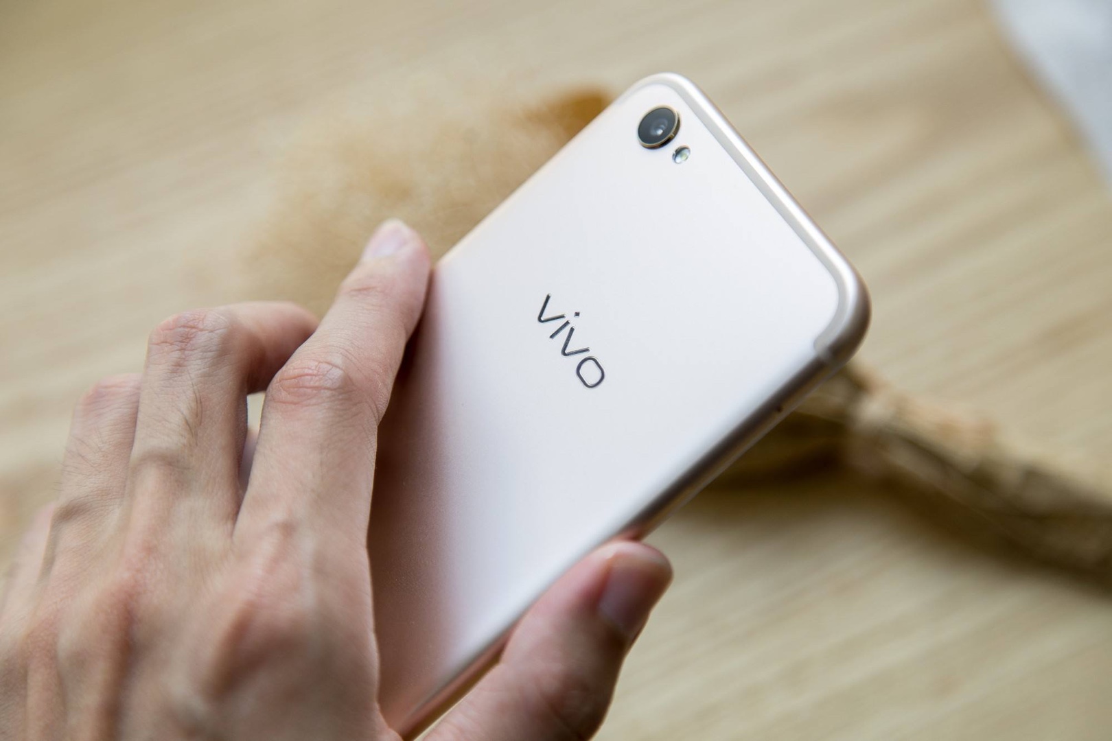 公布大半年仍居热卖第一，vivo X9究竟有什么诱惑之处？