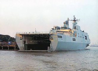 中国罕见派一艘船坞登陆舰前往泰国，美海豹队员讽刺的话令人兴奋