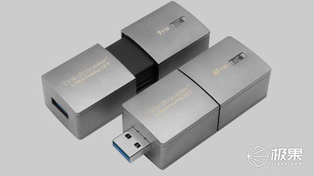 2TB！史上最大容量U盘发售，硬盘看了要流泪