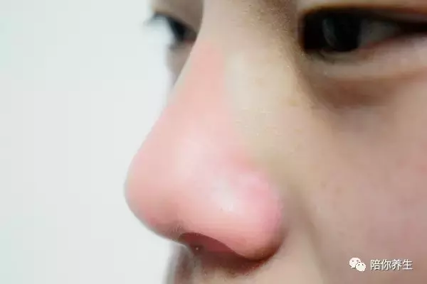 喷嚏千万不要憋着 憋个喷嚏相当于吃了30万个细菌