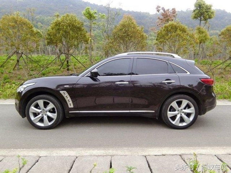 实拍2009款 英菲尼迪Fx35，Q7同级别10万公里还很新