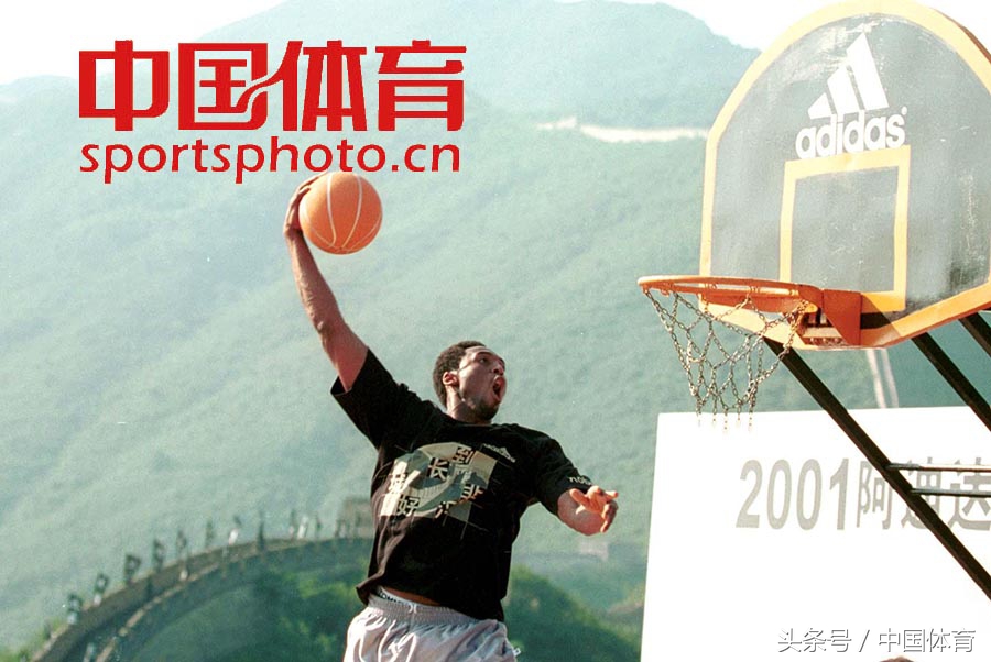 nba科比为什么退役(历史上的今天：NBA巨星科比正式退役)