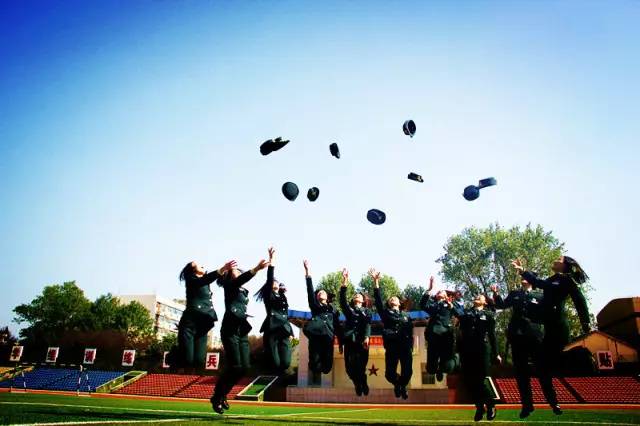 军校女学员：面对毕业倒计时，我的内心其实是抗拒的