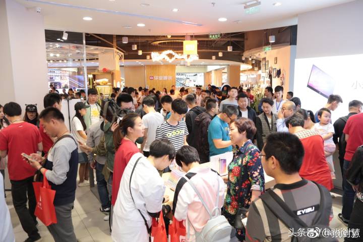 小米手机合理布局线下推广经销店 走入赣州市，刮起高新科技风潮