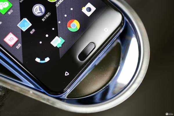 HTC U11 体验：除了「旗舰」还有什么？