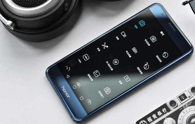 旗舰级360N5S长得像荣耀8, 同档次的千元手机，你能挑选谁？