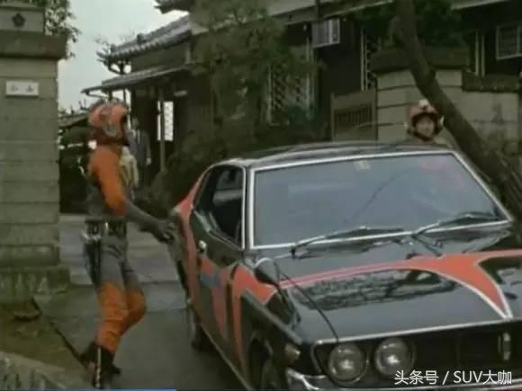 80后的集體回憶  盤點(diǎn)那些年奧特曼里的戰(zhàn)車