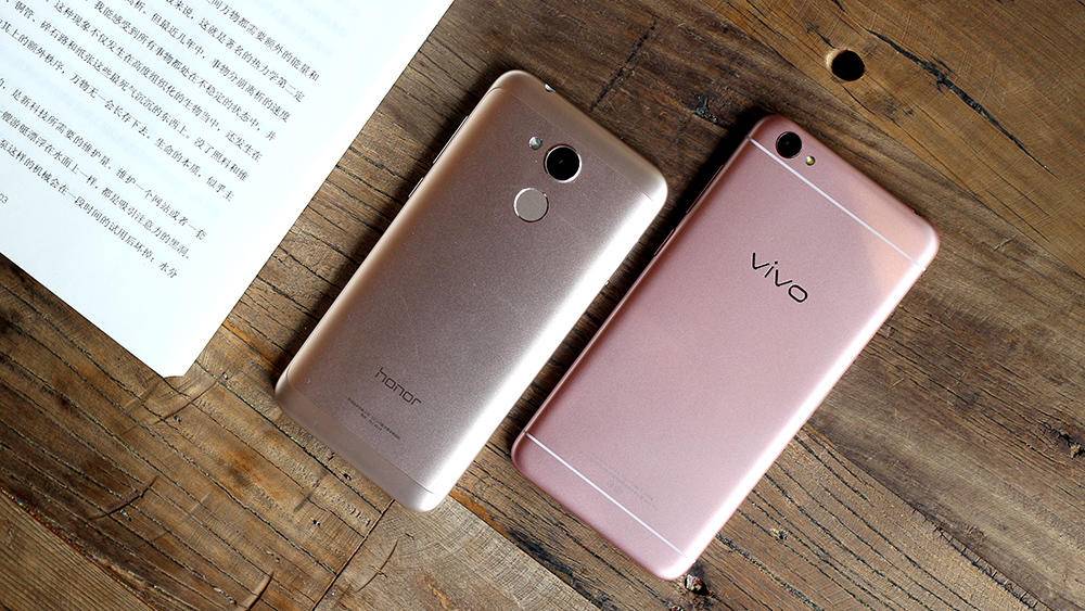 同是千元手机，荣耀畅玩6A与vivo Y55谁更顺畅？