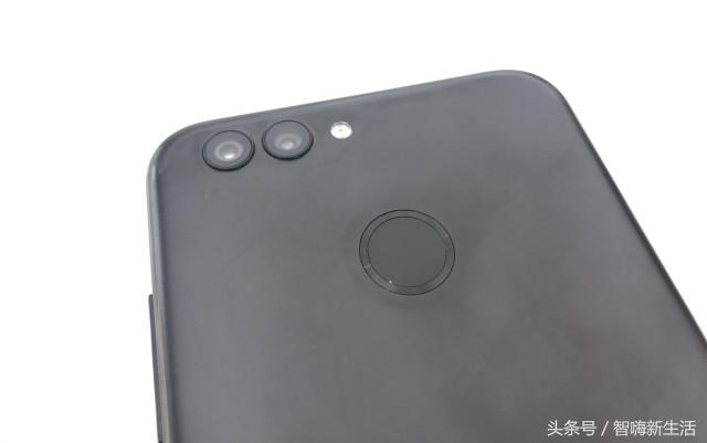 HUAWEI nova 2 评测｜玩出颜值“摄”出趣