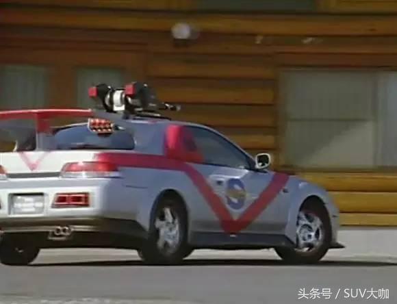 80后的集體回憶  盤點(diǎn)那些年奧特曼里的戰(zhàn)車