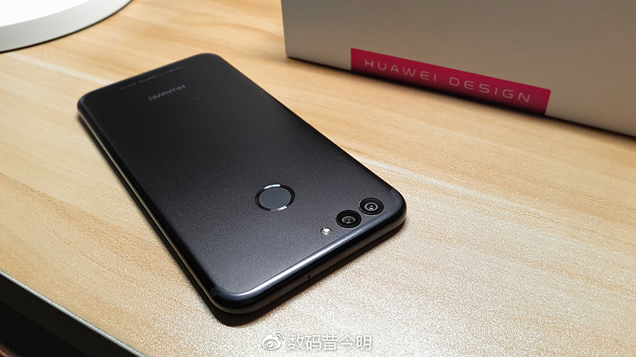 HUAWEI nova 2不做平庸的手机，有了才有范儿