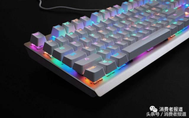 机械键盘DIY全教程：一把牛逼的键盘是这样诞生的！