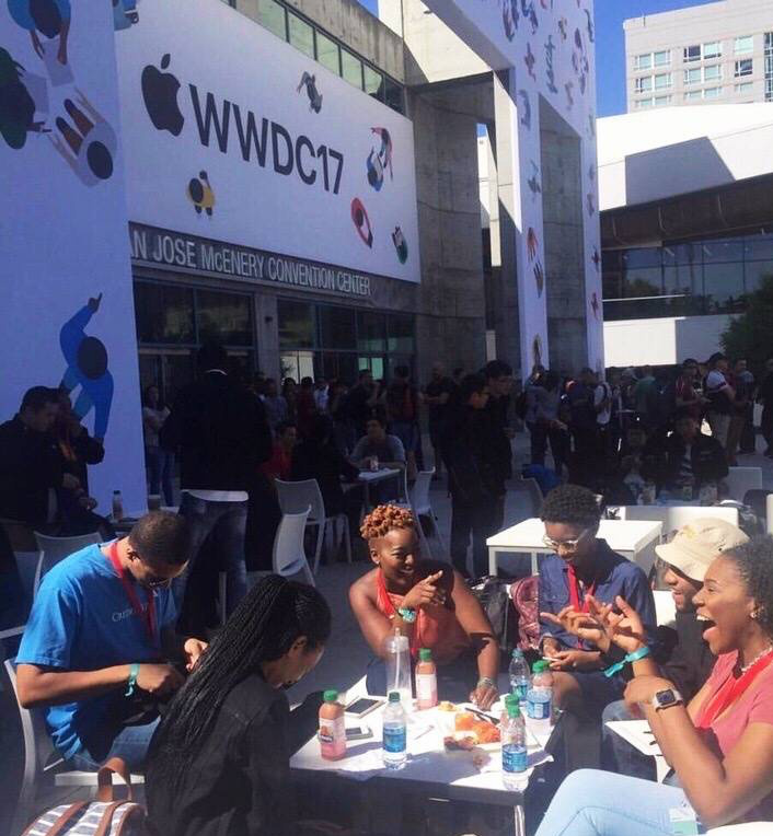 再次加热WWDC 2017 不一样的角度观察外场