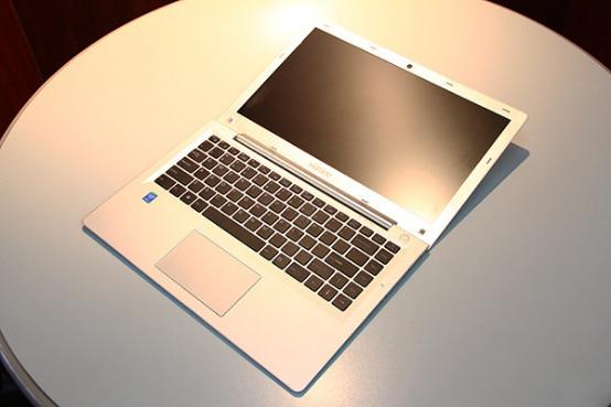 国产MacBook体验：神舟优雅XS，相当出色