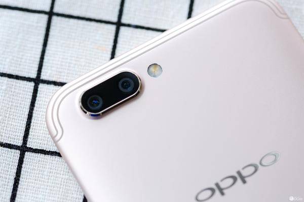 尾巴开箱｜纤薄机身与圆润手感，OPPO R11 轻体验