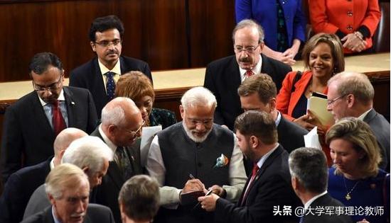 美国的印度裔，为什么总能过得风生水起？