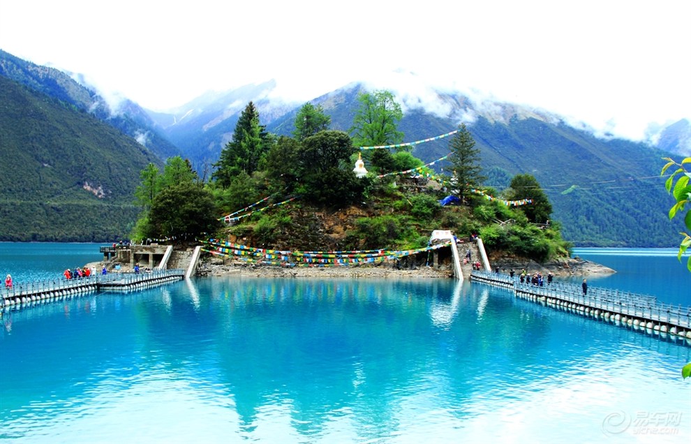 中流砥柱--伍巴村,布宫夜景(西藏10日游之