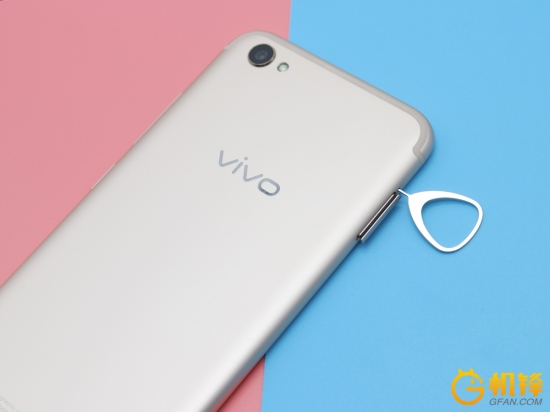 暗光拍照秒杀三星S8? vivo X9s全面评测