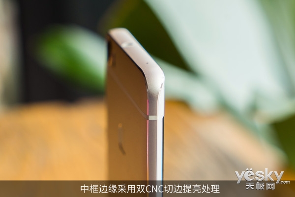 6GB大运存曲面旗舰   vivo Xplay5综合深度体验