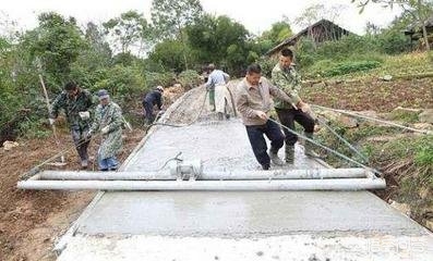 村屯修水泥路，为啥有的村没指标？很多路不到