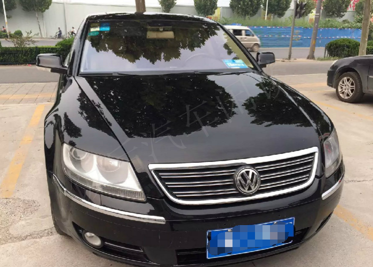 十年前花267万元买辆大众辉腾，如今60万没人买，12缸发动机依旧很牛