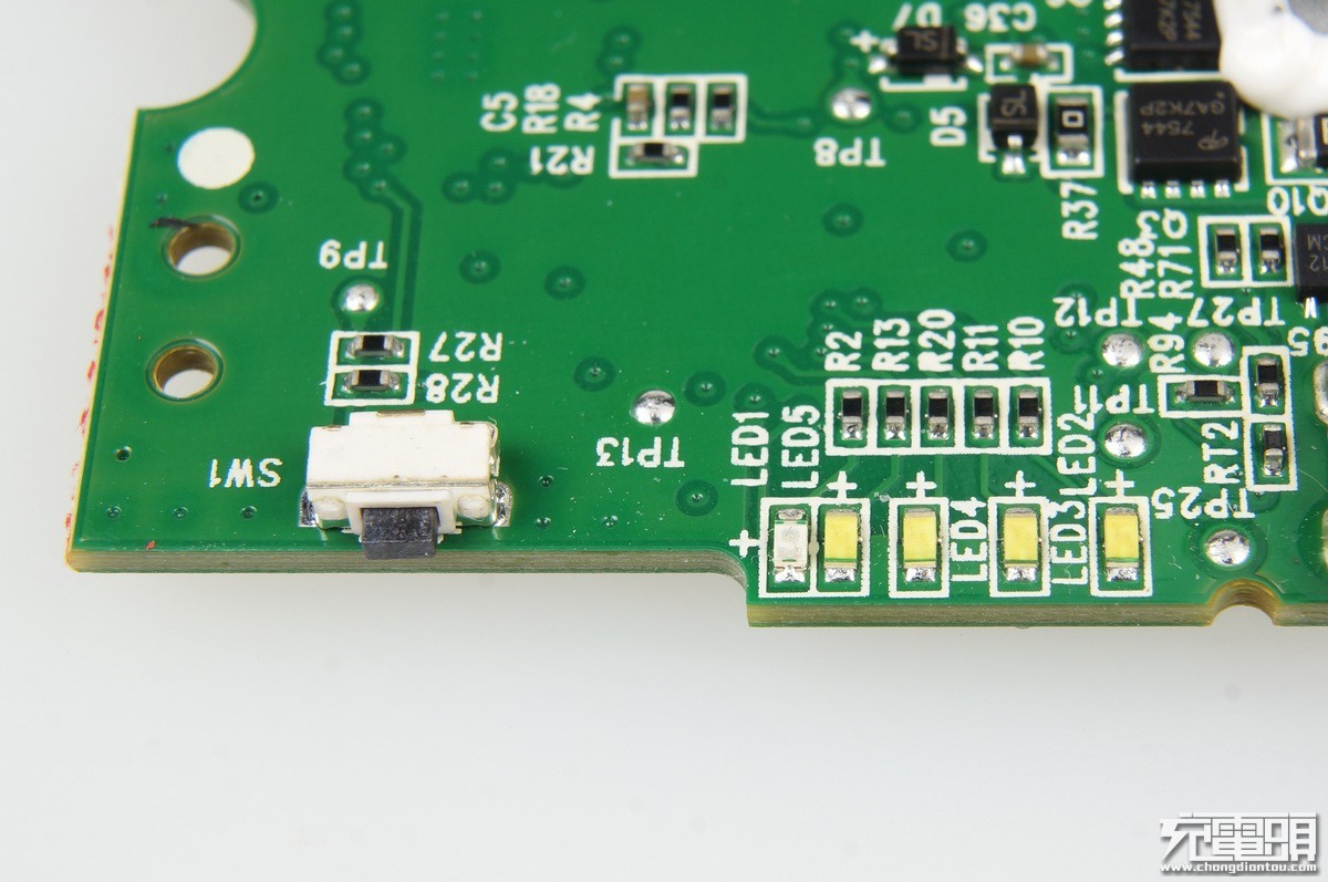 又双叒叕升级了：华为AP09S SCP 4.5V5A快充移动电源开箱拆解