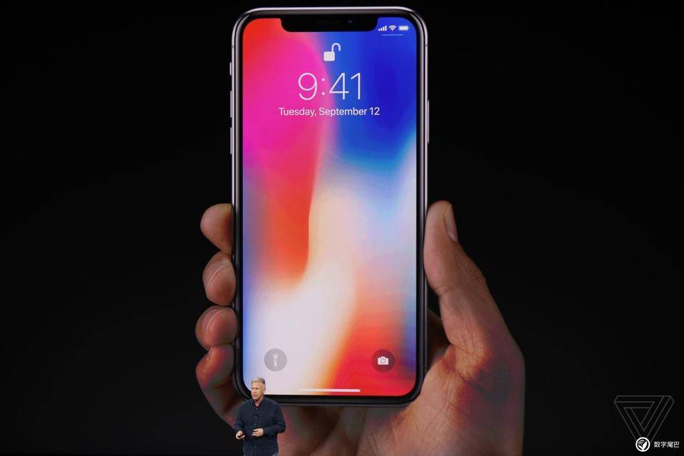 iPhone iPhone X 宣布出场：5.8 英尺全面屏手机   Face ID 人脸识别