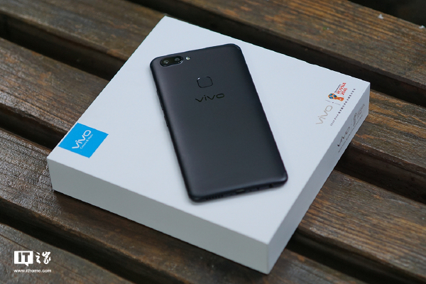 【IT之家榮譽出品】vivo X20拆箱圖賞：又要靠全面屏手機線上去火一把