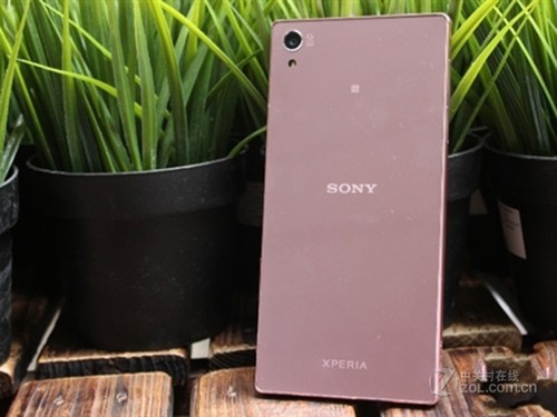 sonyXperia Z5 Premium数据信号好 京东商城市场价2858元