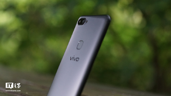 【IT之家榮譽出品】vivo X20拆箱圖賞：又要靠全面屏手機線上去火一把