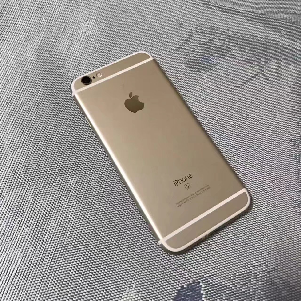 您是喜爱iPhone的6S還是6splus呢 下边我们一起来看一下