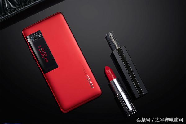 双屏双摄+首发Helio X30，2880元起魅族PRO 7发布