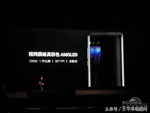 双屏双摄+首发Helio X30，2880元起魅族PRO 7发布