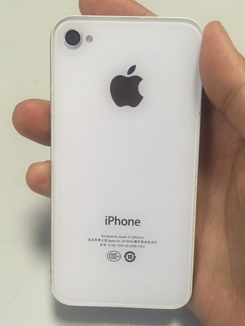 以前多少人可望不可及的乳白色iPhone4，现如今不上200拿到！