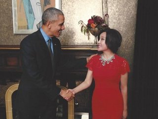 “天山老妖”刘晓庆竟比奥巴马年轻