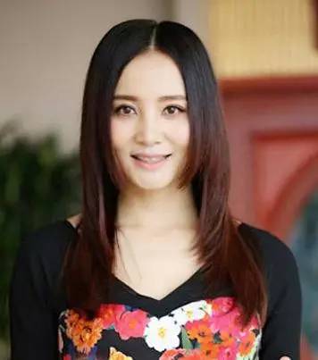 三十岁女人适合什么<a href='http://www.crfgs.cn/faxing/' target='_blank'>发型</a>，看完这九款<a href='http://www.crfgs.cn/faxing/' target='_blank'>发型</a>你就知道