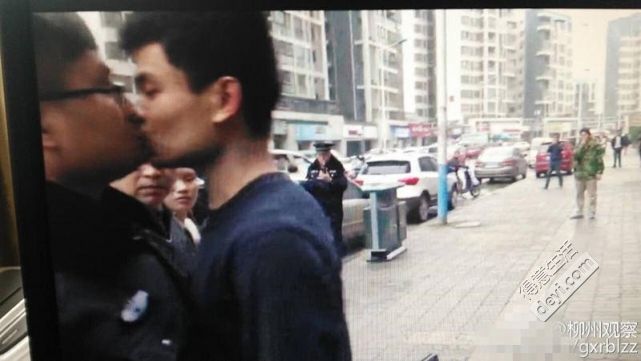 今日武汉|大肠癌跻身武汉高发癌症第二位；男子强吻城管