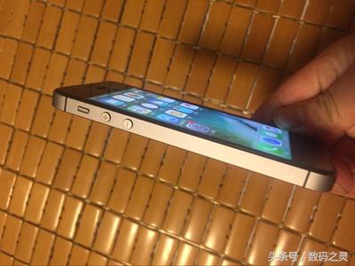 不想说再见399新买的iPhone5s来到，直播间拆箱